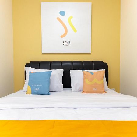 Sans Hotel Kelapa Gading จาการ์ตา ภายนอก รูปภาพ