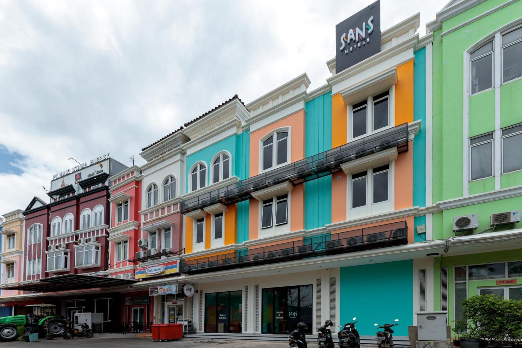 Sans Hotel Kelapa Gading จาการ์ตา ภายนอก รูปภาพ