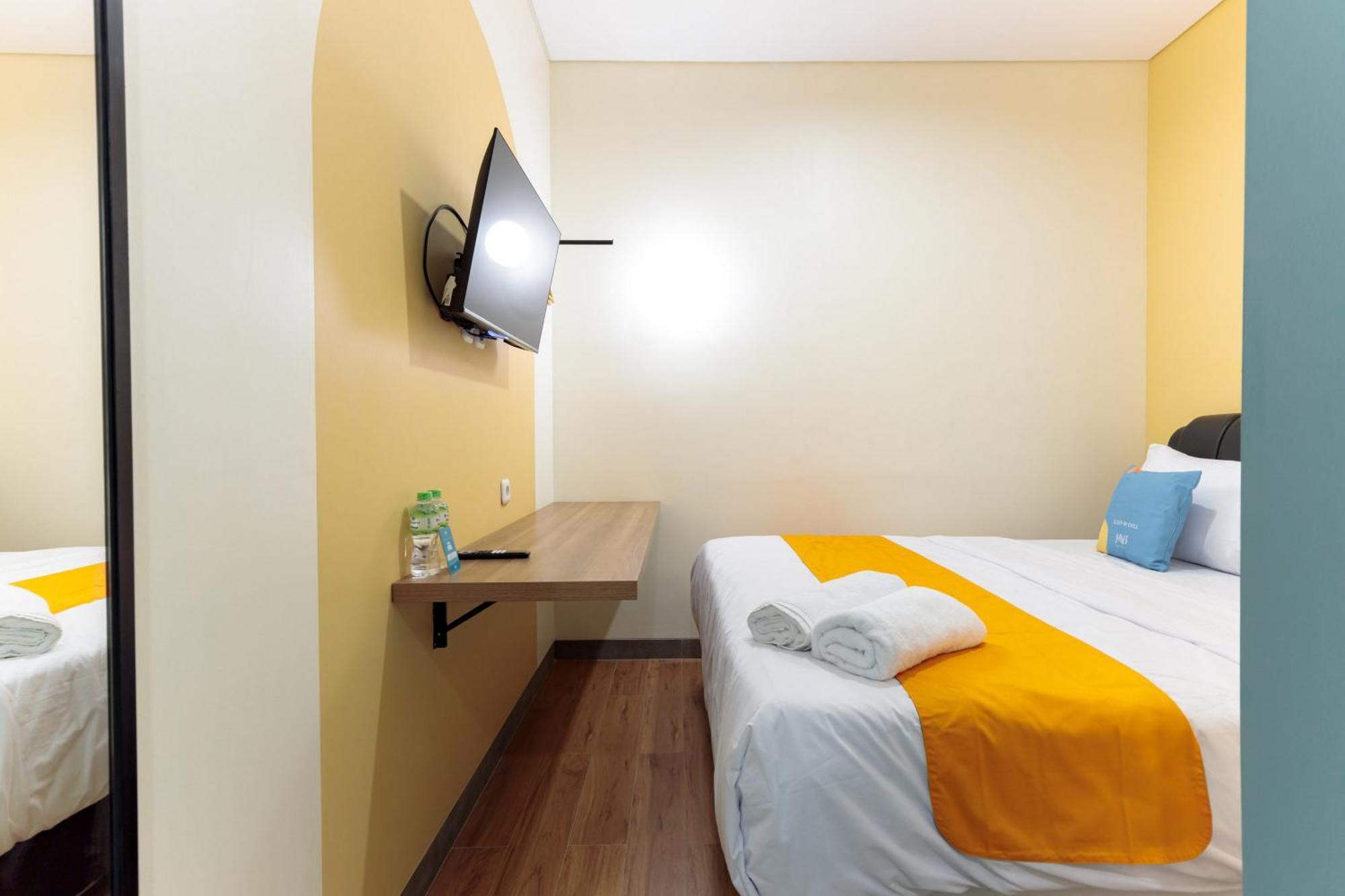Sans Hotel Kelapa Gading จาการ์ตา ภายนอก รูปภาพ